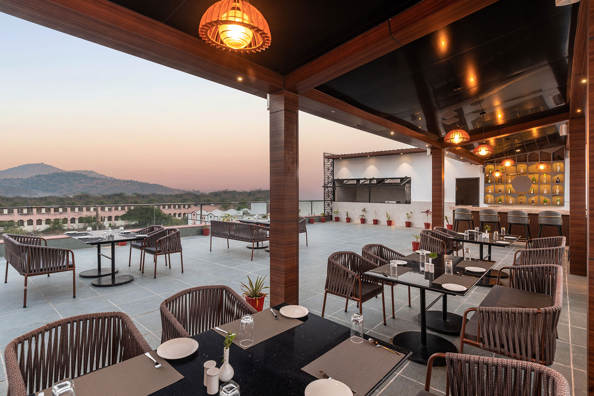 top hotel in udaipur rajasthan